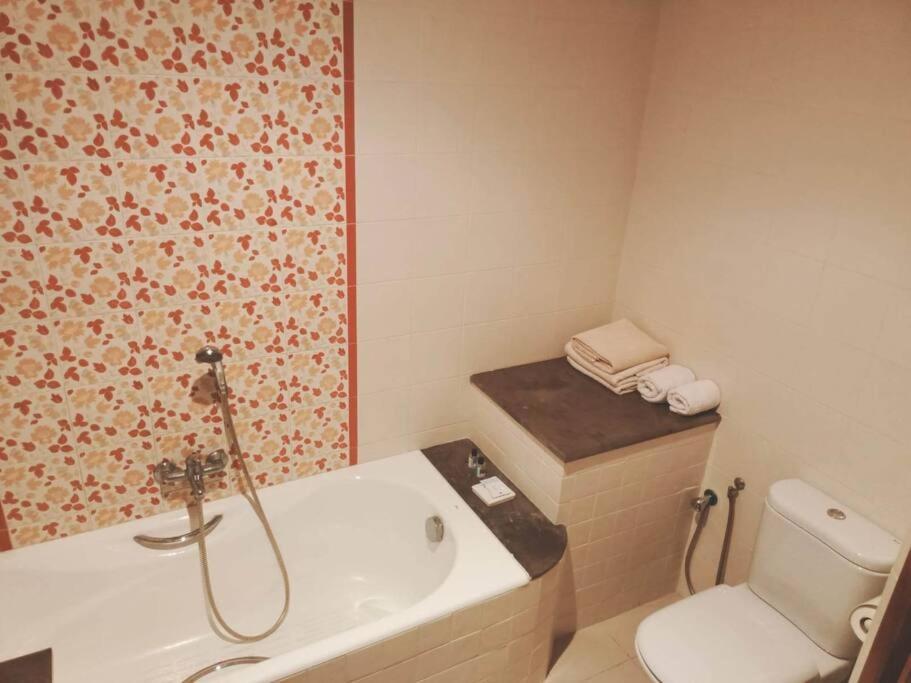 Tres Bel Appartement Idealement Place La Marsa Bagian luar foto